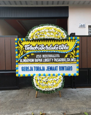 Papan Bunga Duka di 7 Ulu